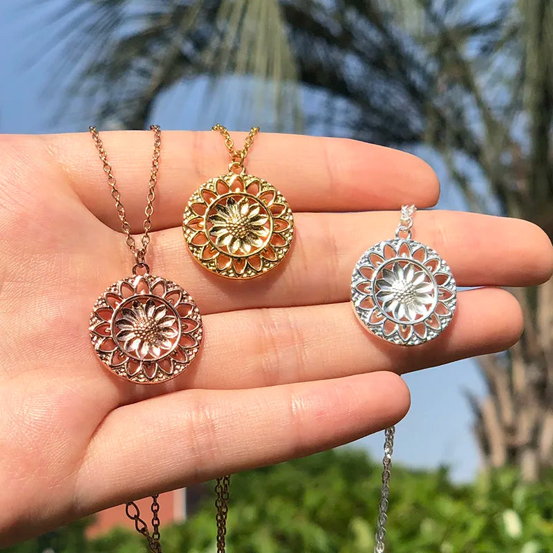 Round Sunflower Necklace for Women Boho Stainless Steele Round Pendant Choker Goth Vintage Women's Neck Chain Jewelry Gift 2021